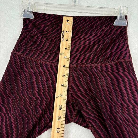 Lululemon Wunder Under High Rise Leggings Size 4 Purple Black Zig Zag Print - Picture 8 of 9